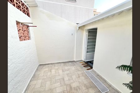 Casa para alugar com 379m², 7 quartos e 3 vagas Casa para alugar com 379m², 7 quartos e 3 vagasQuintal