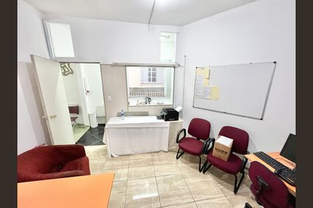 Casa para alugar com 379m², 7 quartos e 3 vagas Casa para alugar com 379m², 7 quartos e 3 vagasQuarto 5