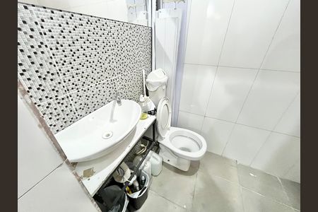 Casa para alugar com 379m², 7 quartos e 3 vagas Casa para alugar com 379m², 7 quartos e 3 vagasBanheiro de serviço