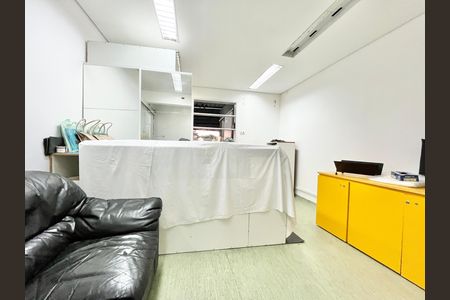 Casa para alugar com 379m², 7 quartos e 3 vagas Casa para alugar com 379m², 7 quartos e 3 vagasSala/Quarto 6