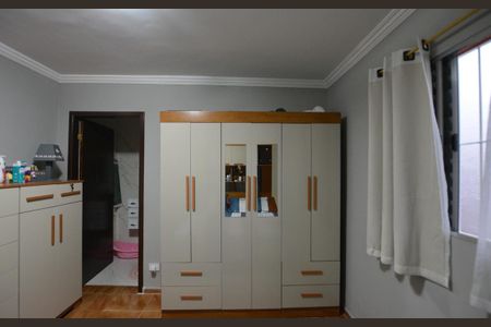 Casa para alugar com 120m², 2 quartos e 2 vagas