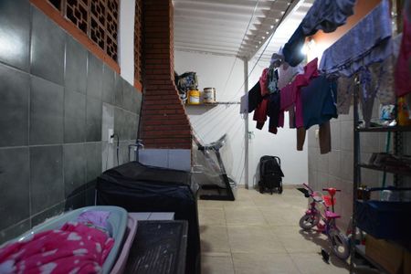 Casa para alugar com 120m², 2 quartos e 2 vagas