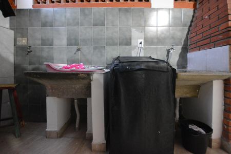 Casa para alugar com 120m², 2 quartos e 2 vagas