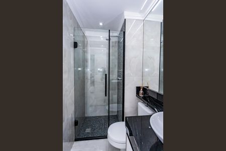 Apartamento à venda com 53m², 2 quartos e 1 vaga Apartamento à venda com 53m², 2 quartos e 1 vagaBanheiro