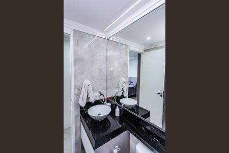 Apartamento à venda com 53m², 2 quartos e 1 vaga Apartamento à venda com 53m², 2 quartos e 1 vagaBanheiro suite