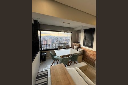 Apartamento à venda com 50m², 2 quartos e 1 vagaSala de Jantar
