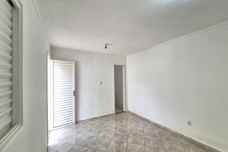 Casa à venda com 184m², 4 quartos e 4 vagas Casa à venda com 184m², 4 quartos e 4 vagasQuarto 4 - Suíte