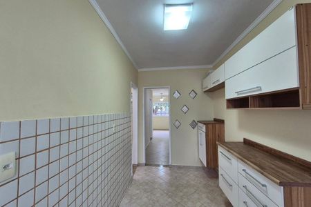 Casa à venda com 184m², 4 quartos e 4 vagas Casa à venda com 184m², 4 quartos e 4 vagasCozinha