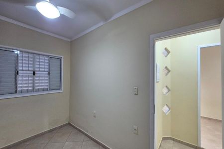 Casa à venda com 184m², 4 quartos e 4 vagas Casa à venda com 184m², 4 quartos e 4 vagasQuarto 1