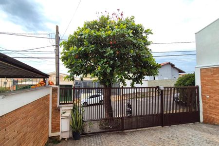 Casa à venda com 184m², 4 quartos e 4 vagas Casa à venda com 184m², 4 quartos e 4 vagasVista do Quarto 1