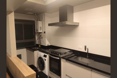 Cozinha de apartamento para alugar com 1 quarto, 53m² em Alphaville Industrial, Barueri