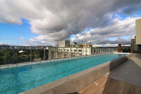 Studio à venda com 23m², 1 quarto e 1 vaga Studio à venda com 23m², 1 quarto e 1 vagaÁrea comum - Piscina