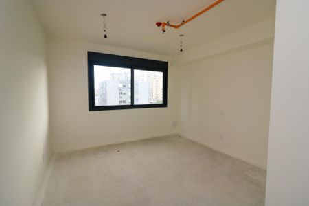 Sala/Quarto de kitnet/studio à venda com 1 quarto, 23m² em Cidade Baixa, Porto Alegre