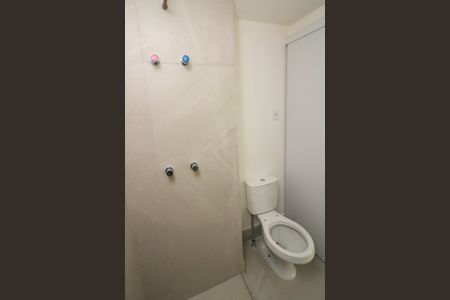 Banheiro de kitnet/studio à venda com 1 quarto, 23m² em Cidade Baixa, Porto Alegre
