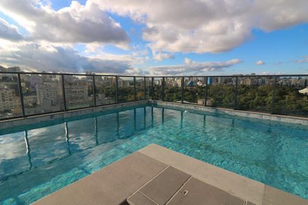 Studio à venda com 23m², 1 quarto e 1 vaga Studio à venda com 23m², 1 quarto e 1 vagaÁrea comum - Piscina