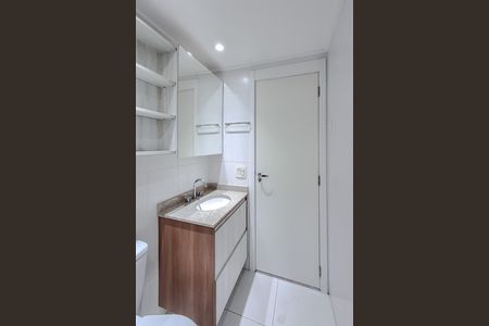 Apartamento para alugar com 70m², 2 quartos e 1 vaga Apartamento para alugar com 70m², 2 quartos e 1 vagaBanheiro
