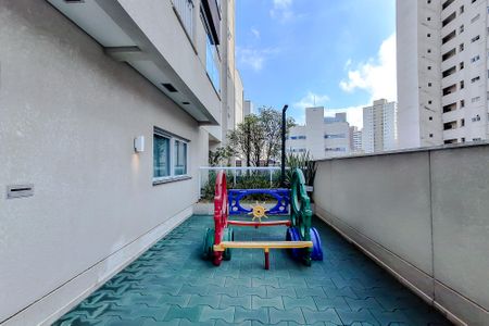 Apartamento para alugar com 70m², 2 quartos e 1 vaga Apartamento para alugar com 70m², 2 quartos e 1 vagaÁrea comum - Playground