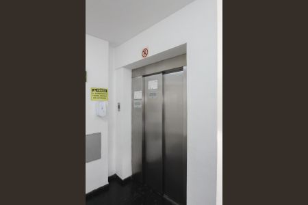 Apartamento à venda com 68m², 3 quartos e 1 vaga Apartamento à venda com 68m², 3 quartos e 1 vagaElevador