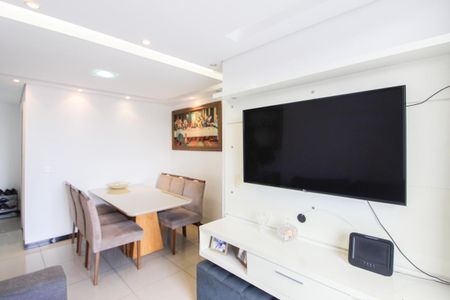 Apartamento à venda com 68m², 3 quartos e 1 vaga Apartamento à venda com 68m², 3 quartos e 1 vagaSala