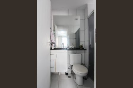 Apartamento à venda com 68m², 3 quartos e 1 vaga Apartamento à venda com 68m², 3 quartos e 1 vagaBanheiro da Suíte