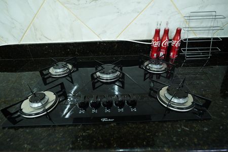 Casa à venda com 218m², 3 quartos e 2 vagas