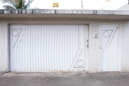 Casa à venda com 3 quartos, 218m² em Setor Urias Magalhães, Goiânia