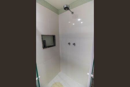 Apartamento à venda com 120m², 3 quartos e 2 vagas Apartamento à venda com 120m², 3 quartos e 2 vagasBanheiro da Suíte