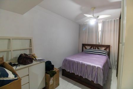 Apartamento à venda com 120m², 3 quartos e 2 vagas Apartamento à venda com 120m², 3 quartos e 2 vagasQuarto