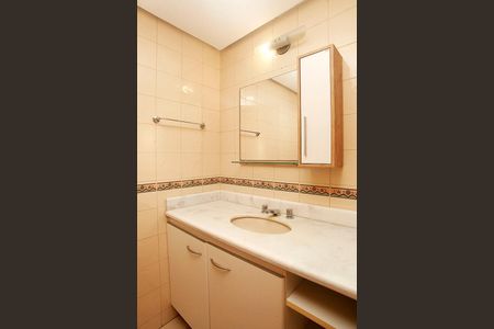 Apartamento à venda com 72m², 2 quartos e 1 vagaBanheiro 2