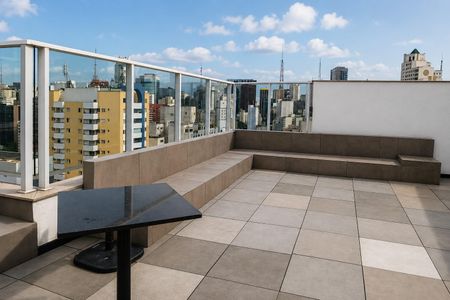 Studio para alugar com 41m², 1 quarto e 1 vaga Studio para alugar com 41m², 1 quarto e 1 vagaRooftop