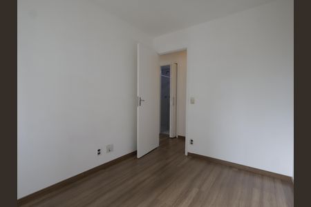 Apartamento à venda com 64m², 3 quartos e 1 vagaQuarto 2