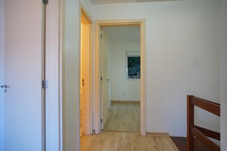 Casa de condomínio à venda com 118m², 3 quartos e 2 vagas Casa de condomínio à venda com 118m², 3 quartos e 2 vagasCorredor