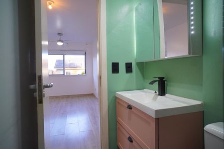Casa de condomínio à venda com 118m², 3 quartos e 2 vagas Casa de condomínio à venda com 118m², 3 quartos e 2 vagasBanheiro suíte