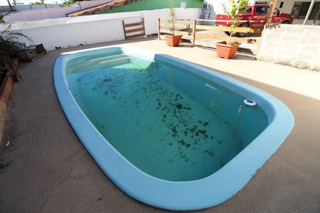 Casa para alugar com 300m², 3 quartos e 8 vagasQuintal