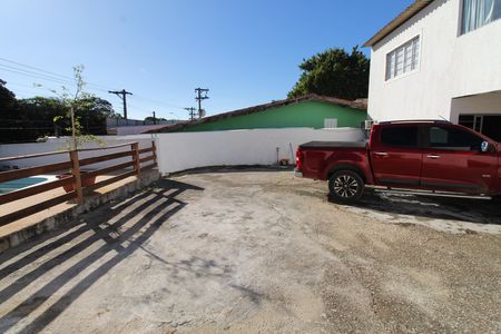 Casa para alugar com 300m², 3 quartos e 8 vagasQuintal