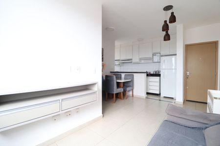 Sala de apartamento para alugar com 2 quartos, 52m² em Aclimação, Uberlândia
