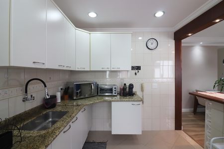 Apartamento à venda com 62m², 2 quartos e 1 vagaCozinha e Área de Serviço