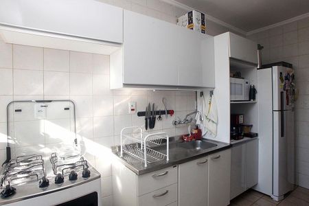 Apartamento à venda com 71m², 2 quartos e 1 vagaCozinha + Área de Serviço