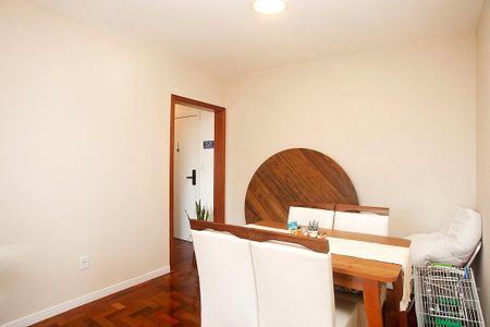 Apartamento à venda com 71m², 2 quartos e 1 vagaSala
