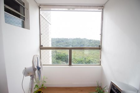 Varanda da Sala de apartamento à venda com 2 quartos, 55m² em Cabral, Contagem