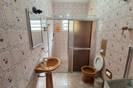 Casa para alugar com 135m², 2 quartos e 2 vagas Casa para alugar com 135m², 2 quartos e 2 vagasBanheiro