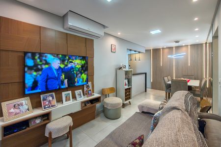 Apartamento para alugar com 78m², 2 quartos e 2 vagasSala