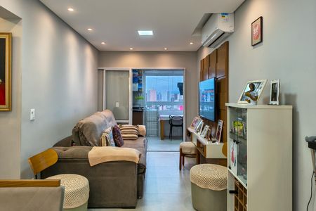 Apartamento para alugar com 78m², 2 quartos e 2 vagasSala