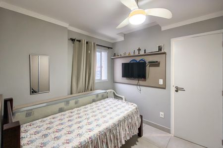 Apartamento para alugar com 78m², 2 quartos e 2 vagasQuarto