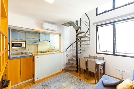 Sala de apartamento para alugar com 1 quarto, 40m² em Vila Olímpia, São Paulo