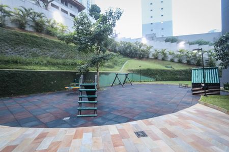 Apartamento à venda com 73m², 3 quartos e 1 vaga Apartamento à venda com 73m², 3 quartos e 1 vagaÁrea comum - Playground