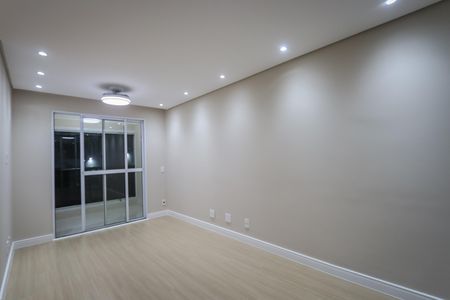 Apartamento à venda com 73m², 3 quartos e 1 vaga Apartamento à venda com 73m², 3 quartos e 1 vagaSala