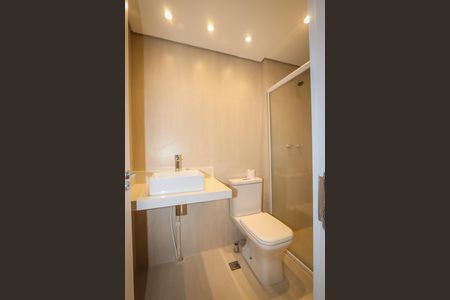 Apartamento à venda com 73m², 3 quartos e 1 vaga Apartamento à venda com 73m², 3 quartos e 1 vagaBanheiro da Suite