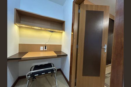 Quarto  de apartamento para alugar com 1 quarto, 59m² em Centro, Florianópolis