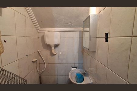 Banheiro garagem de casa à venda com 3 quartos, 133m² em Santa Maria, São Caetano do Sul